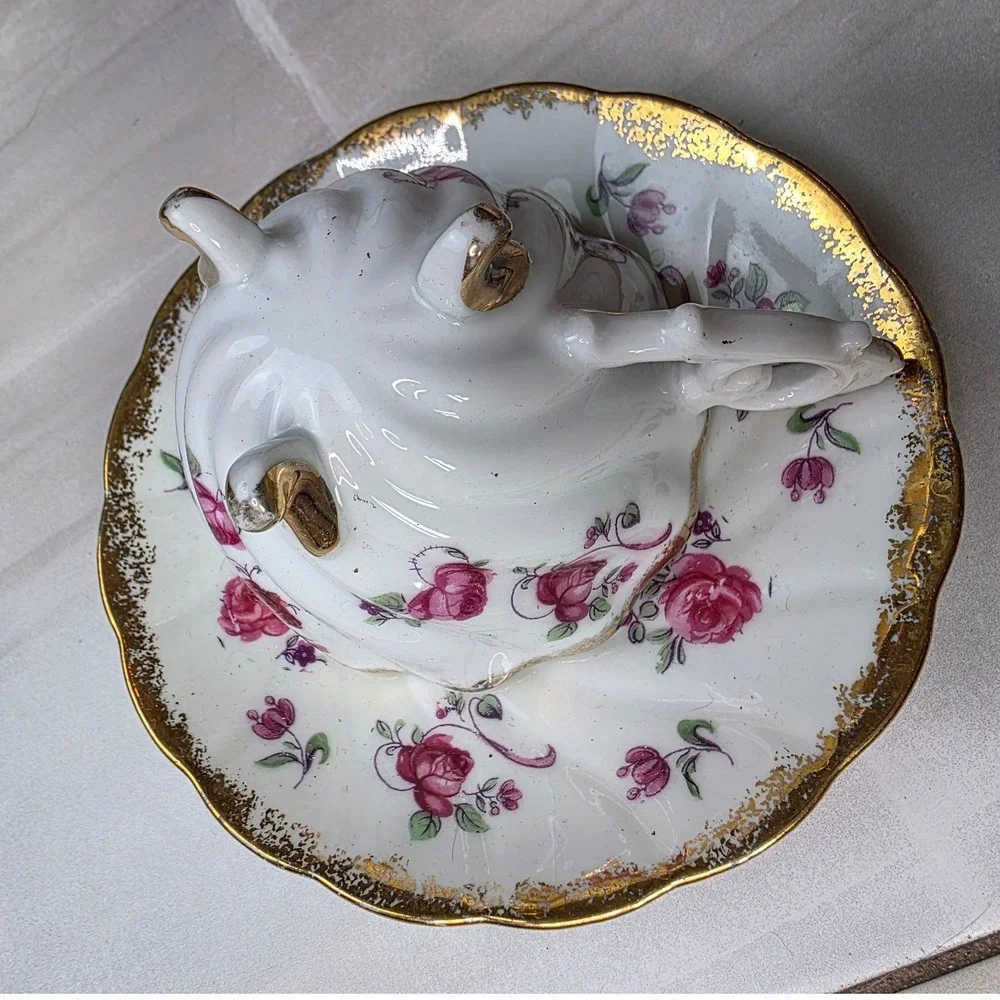 Vintage Footed Porcelain Teacup and Saucer Set Pink‎ Roses Gold Gilt Swirl Trim